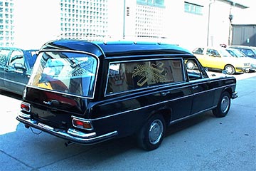 Mercedes Benz Leichenwagen